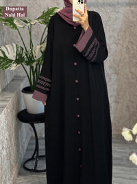 Black abaya with mauve embroidered sleeve detailing