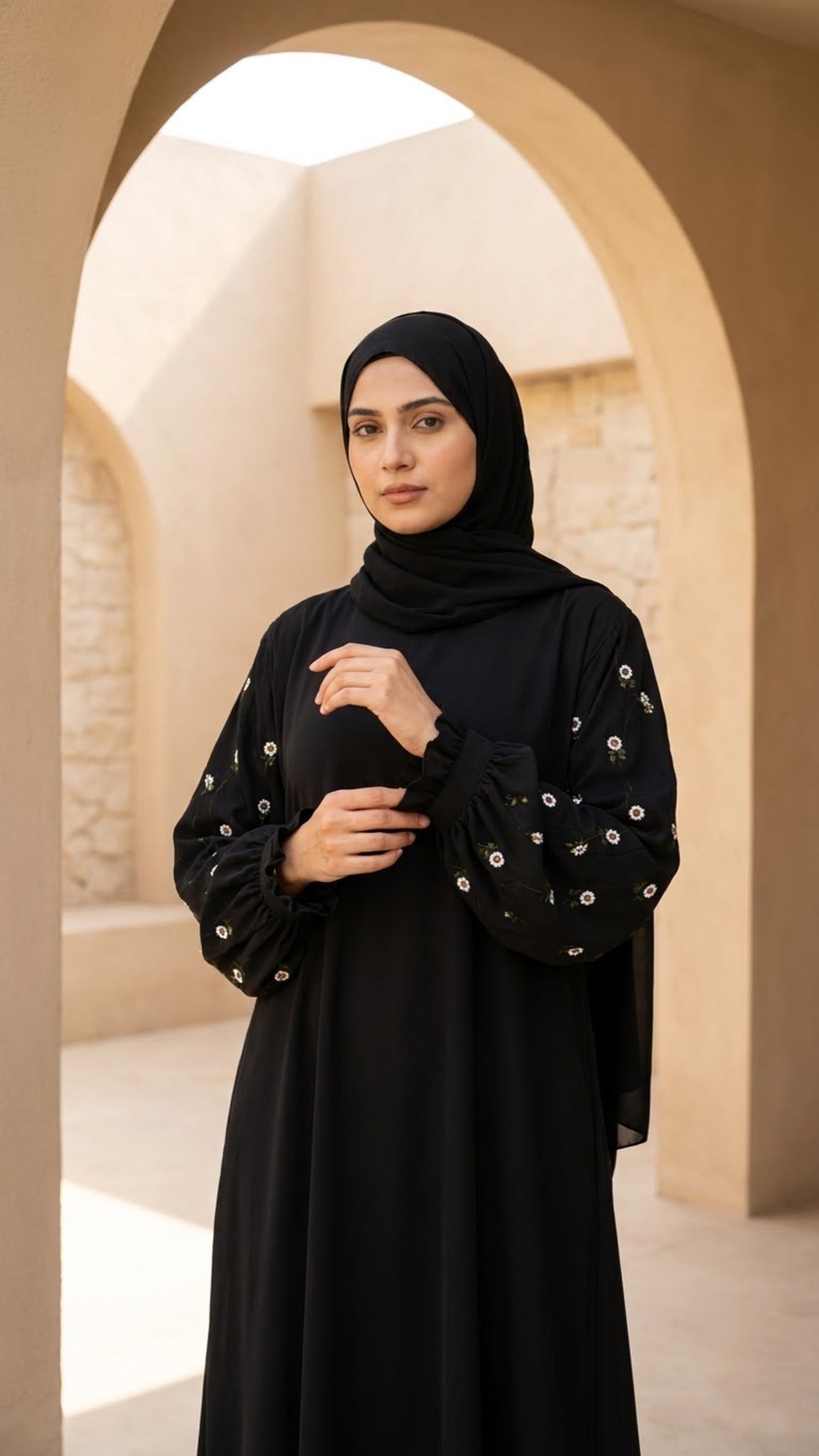 Floral Daisy Embroidery Ruffle Sleeve Abaya - Black