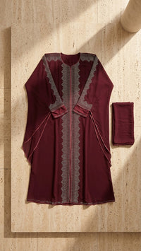 Black and maroon front-open abaya back and sleeve detail - Aizel Abaya