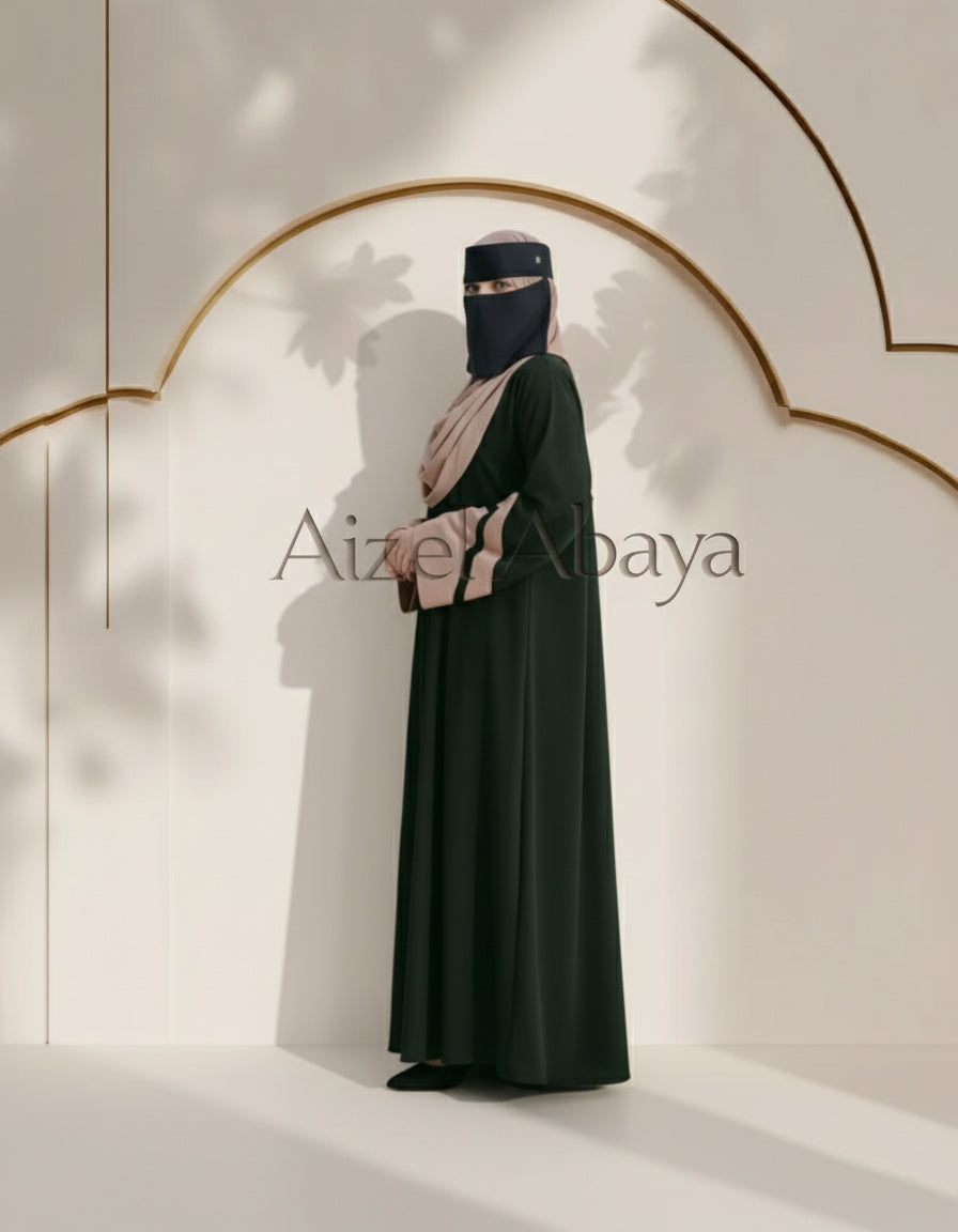 Elegant Emerald Abaya with Chic Two-Tone Sleeves