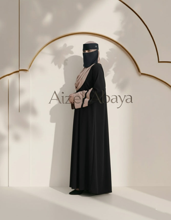 Emerald-black abaya with chic two-tone sleeves - Aizel Abaya
